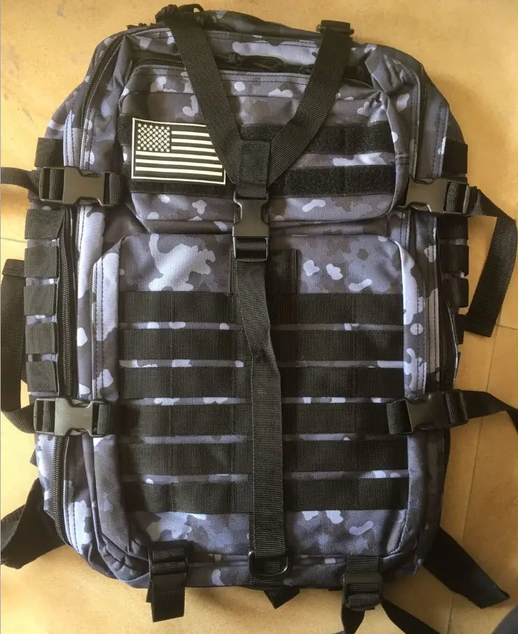 Outdoor Waterproof Tactical Backpack for Hiking/Camping